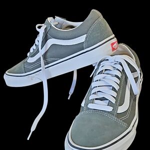 Vans Old Skool Grey and White Suede Sneakers Size 11